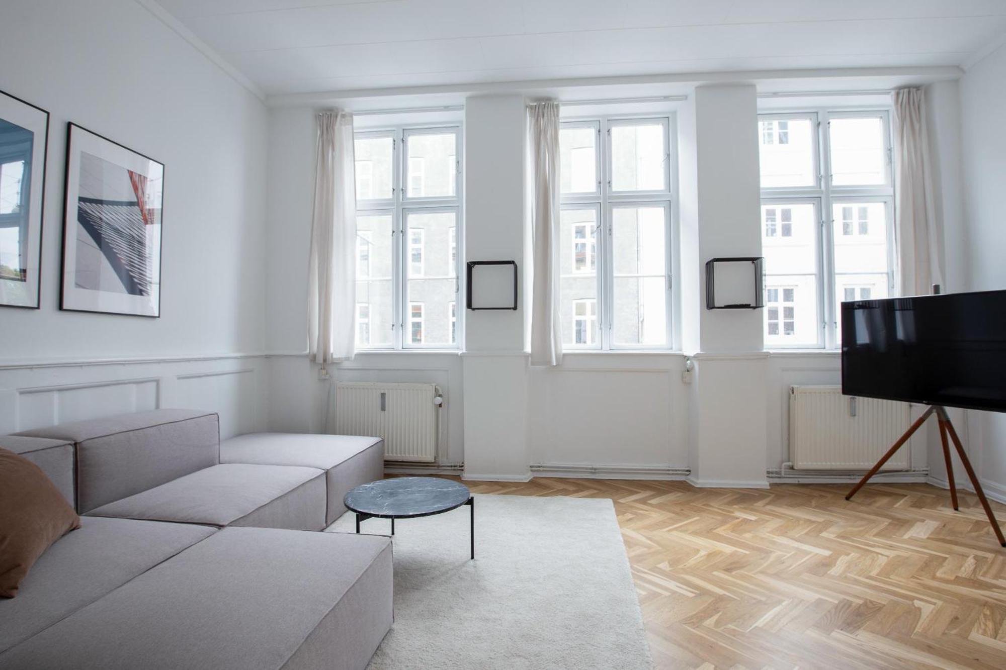 Beautiful 2-bed In Location Lejlighed København